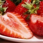 strawberries-164726_1280